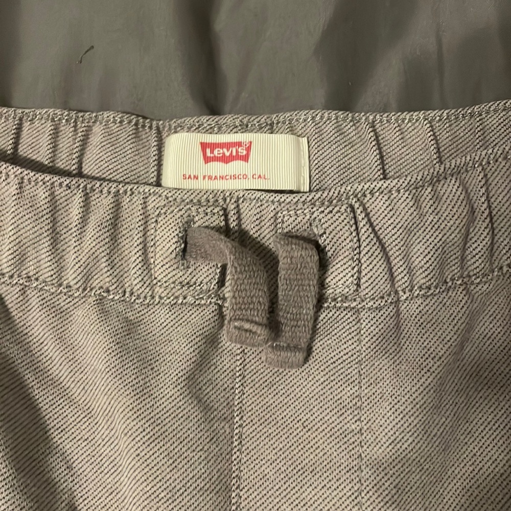 Boys Levi shorts size large